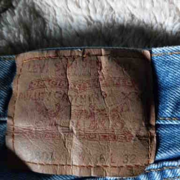 Levi 501 Women's Jeans with Patchwork. Size 36 Waist 32 length - Picture 4 of 6